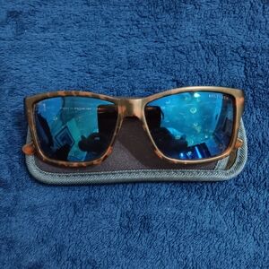 Tommy Hilfiger Sunglasses 👓